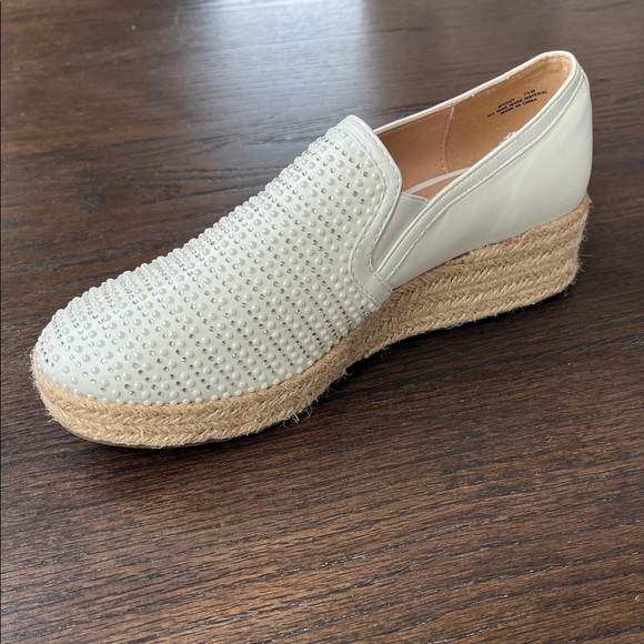 Andiamo Ateddy Rhinestone and Pearl Embellished Slip-on Espadrilles size 7.5 - Picture 9 of 14